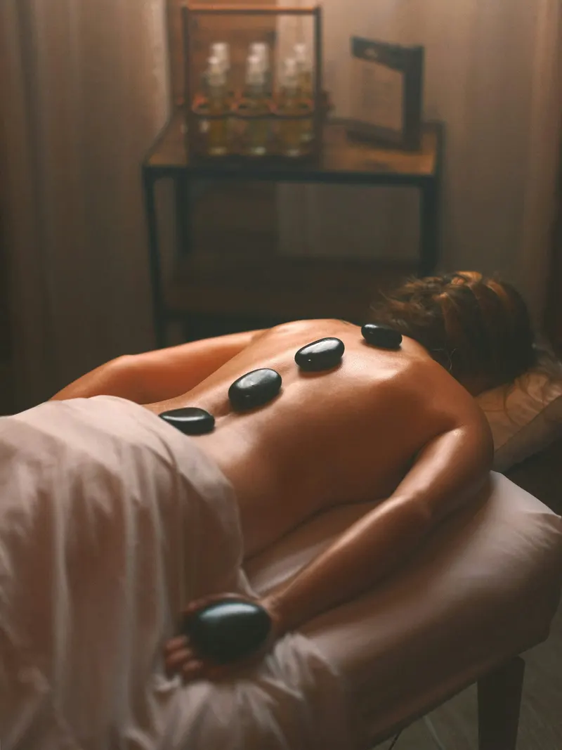 Aromatherapy massage at home in Dubai — essential oil relaxation massage